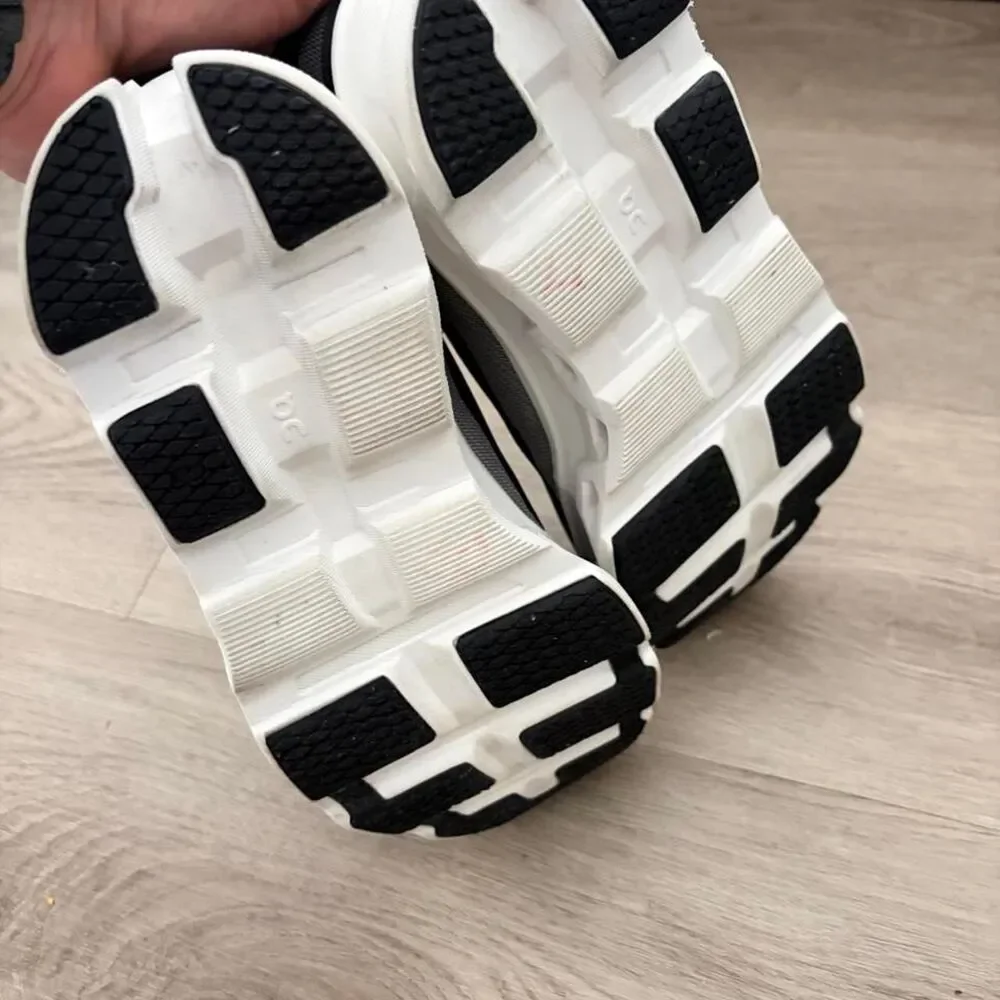 New Women's On Cloud Cloudmonster Running Shoes Size 7
